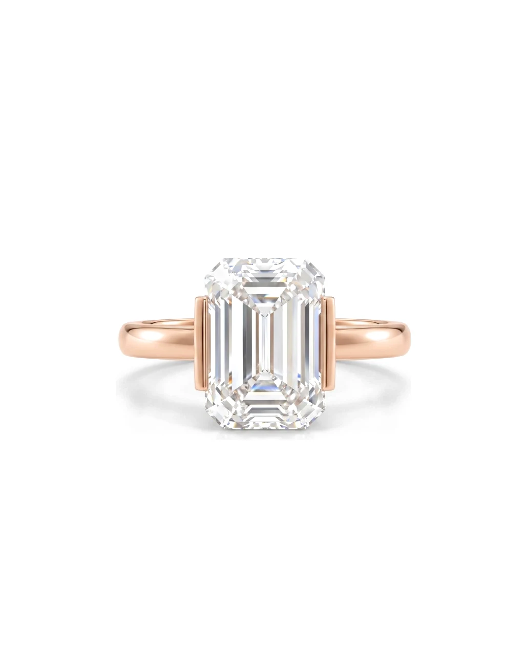 טבעת זהב רוז עם יהלום בחיתוך אמרלד בשיבוץ חצי באזל